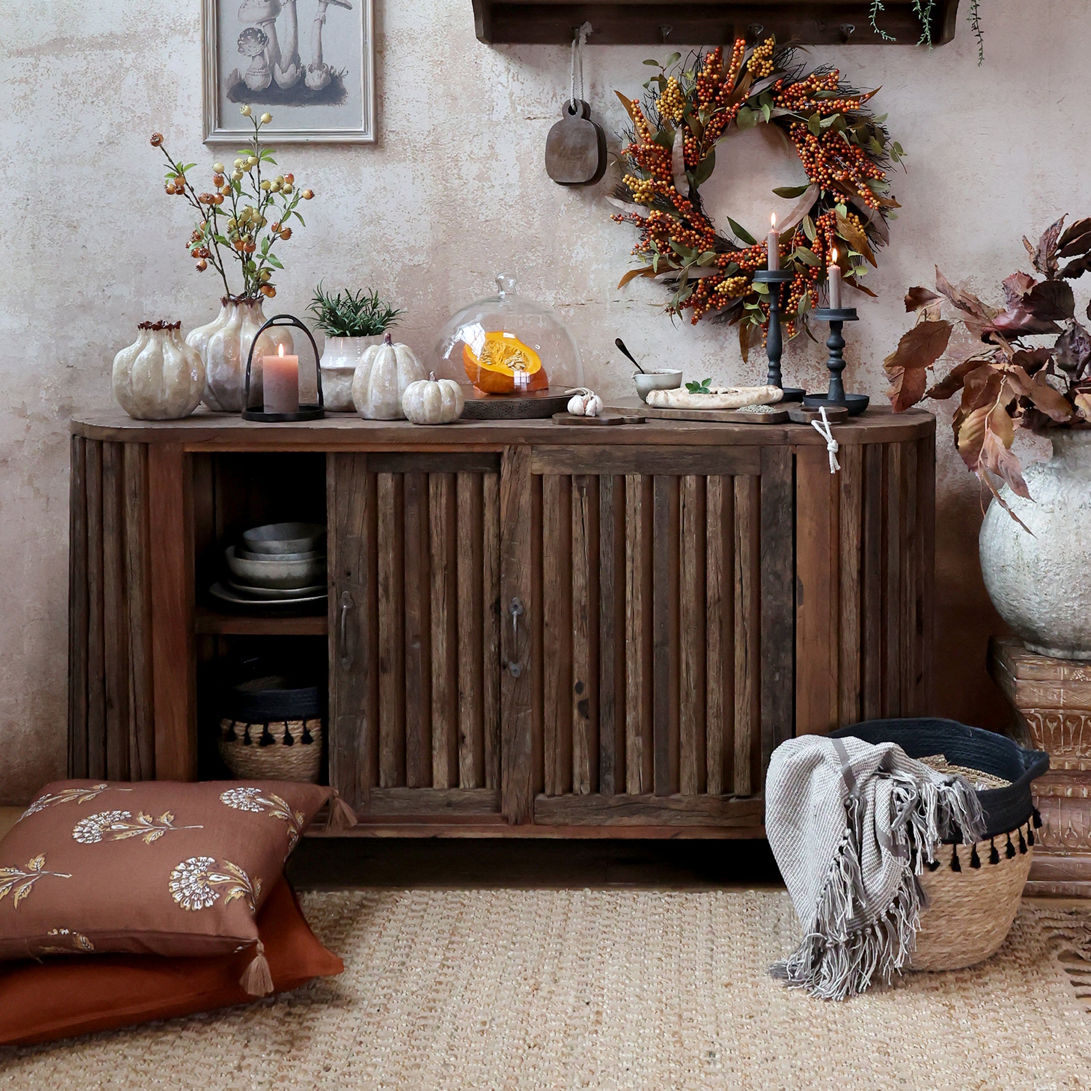Grimaud Sideboard mit Rillen und Schiebetüren aus recyceltem Holz