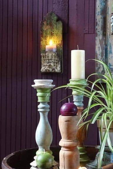 Wandkerzenleuchter aus recyceltem Holz