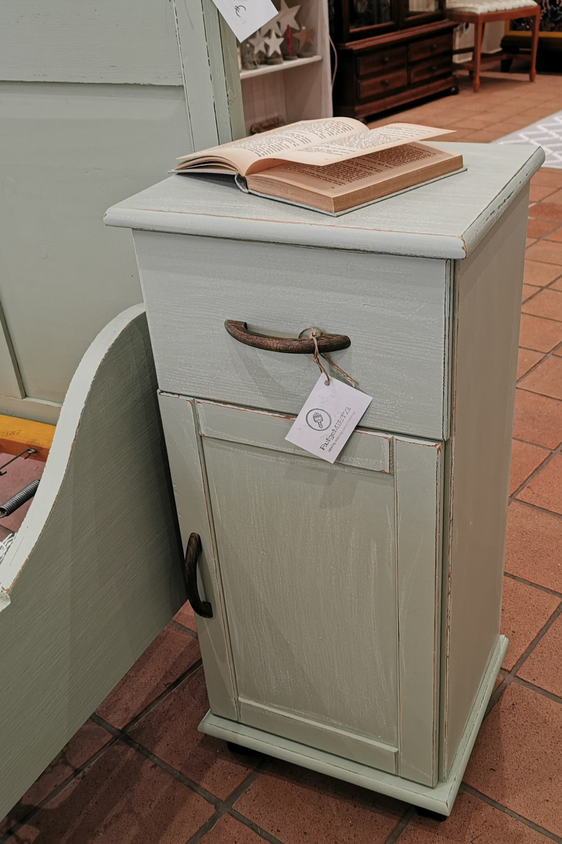 Nachtschrank Berthold - Massivholz