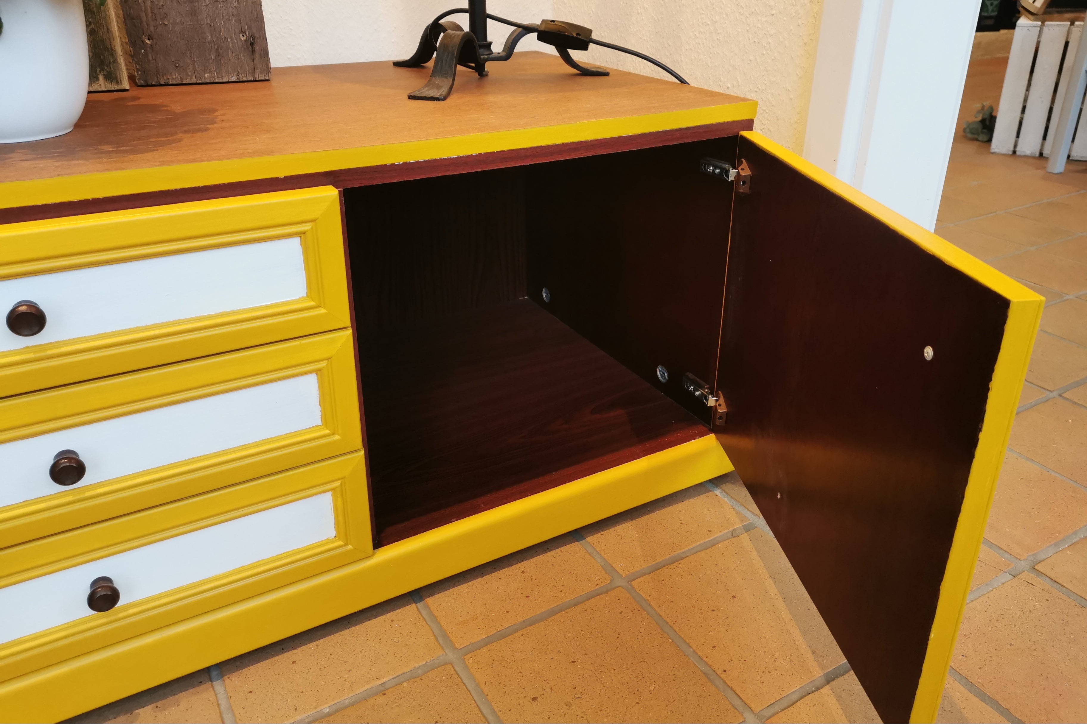 TV-Unterschrank "Goldi"