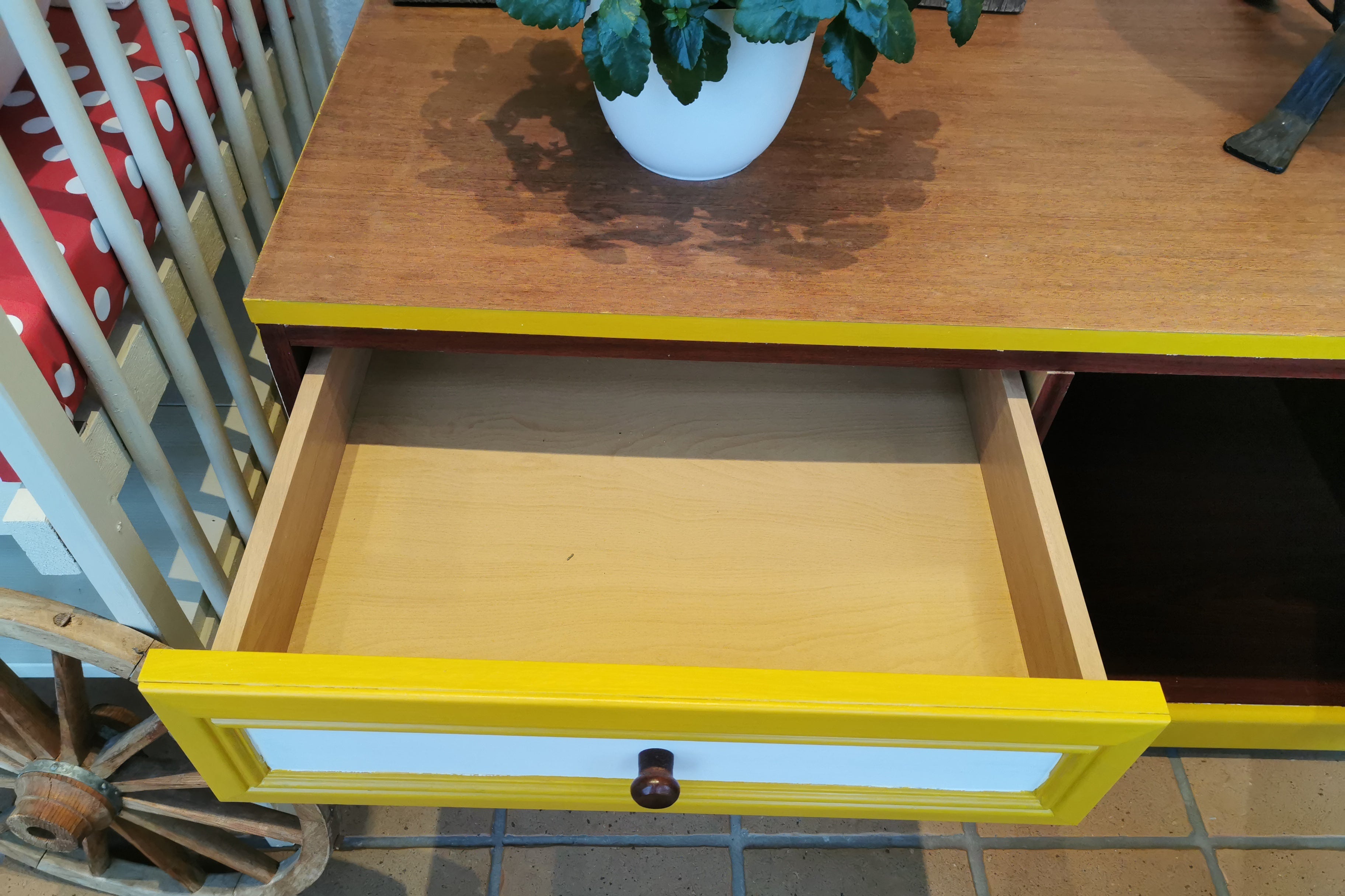TV-Unterschrank "Goldi"