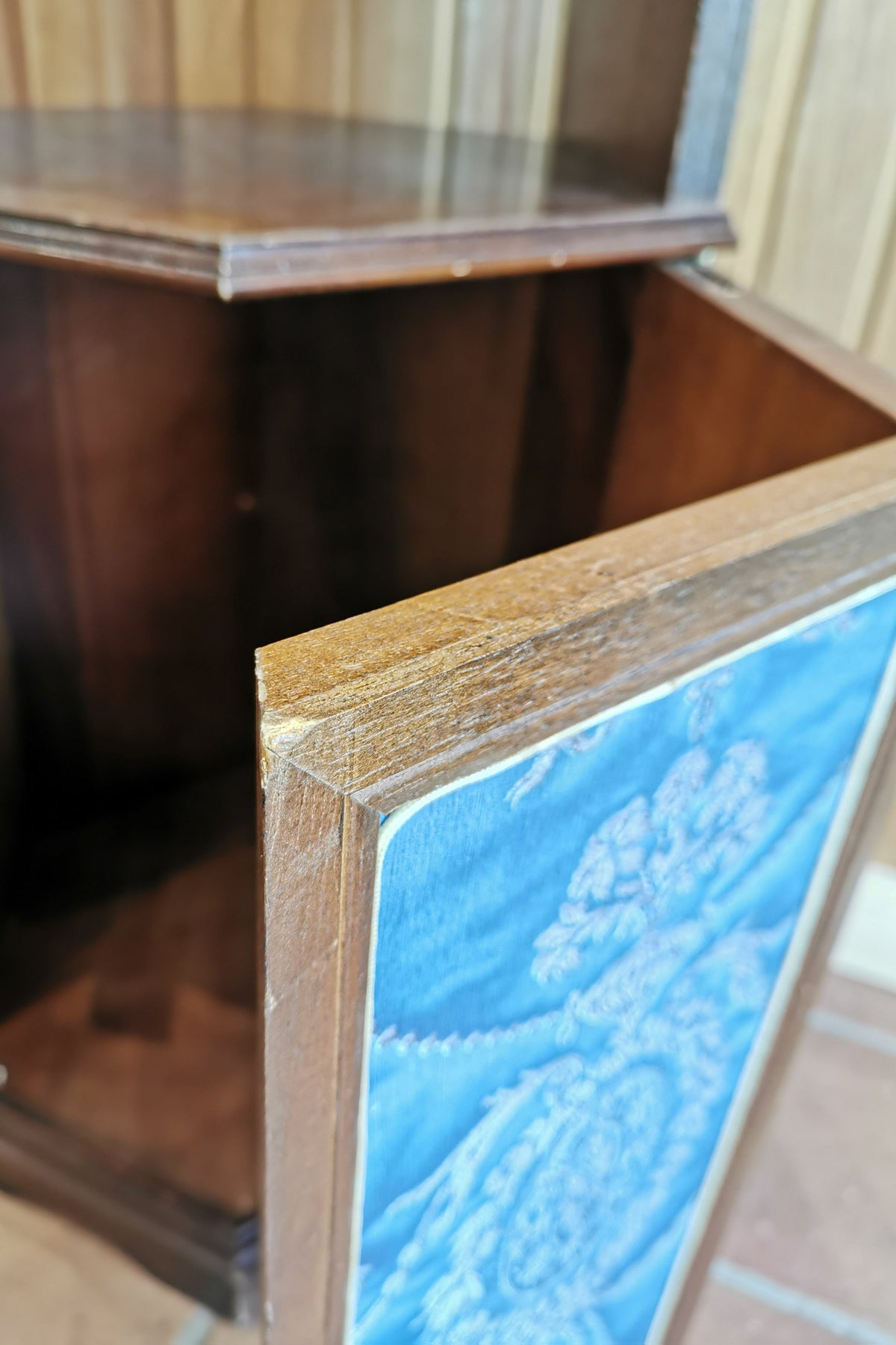 Mini-Bar "Captains Bar"