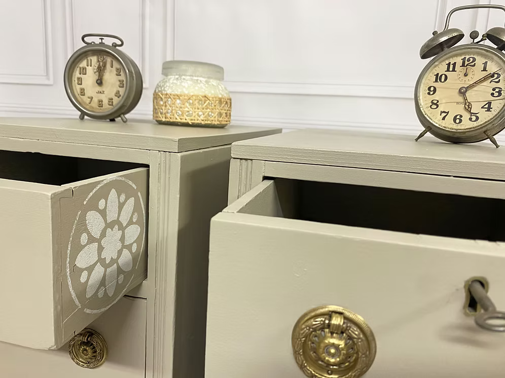 Nachttische Vintage – 2er-Set aus altem Schreibtisch