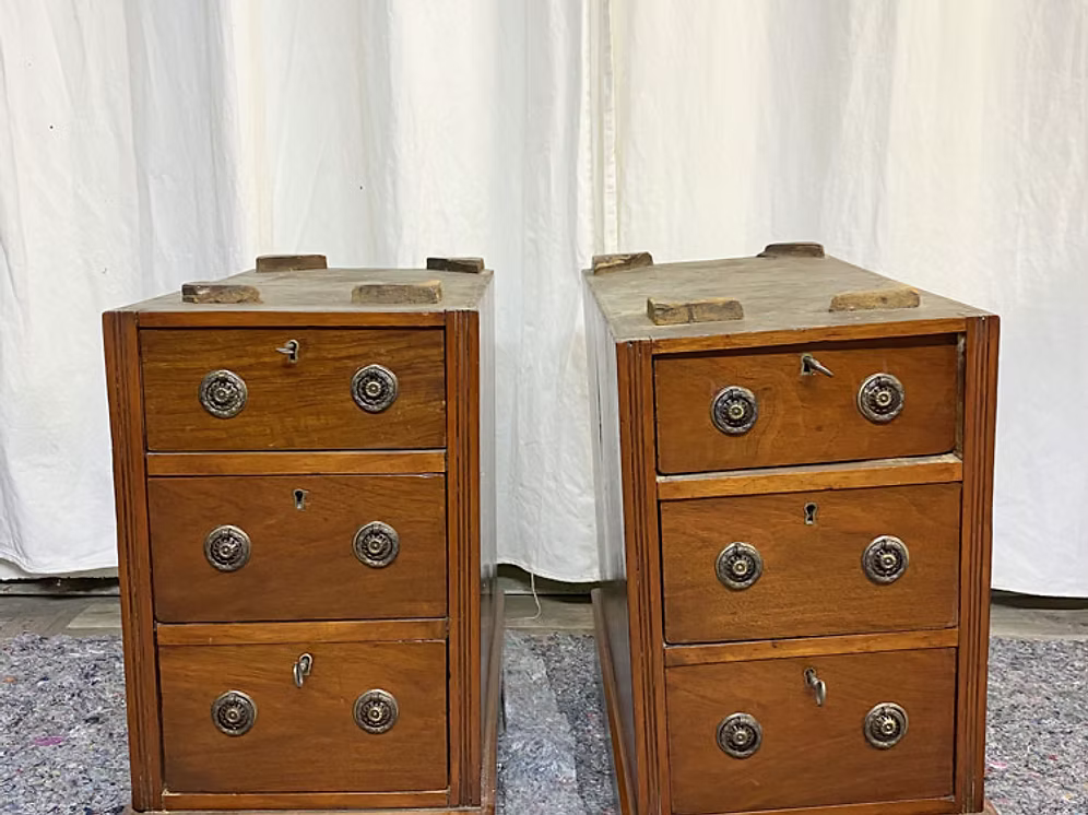 Nachttische Vintage – 2er-Set aus altem Schreibtisch