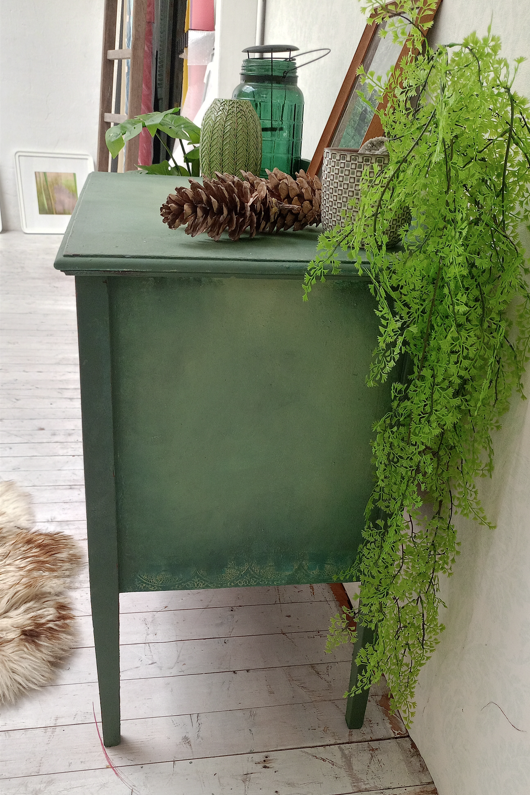 Holz Kommode Schrank Smaragd - Re:design Unikat von Mö.beleben
