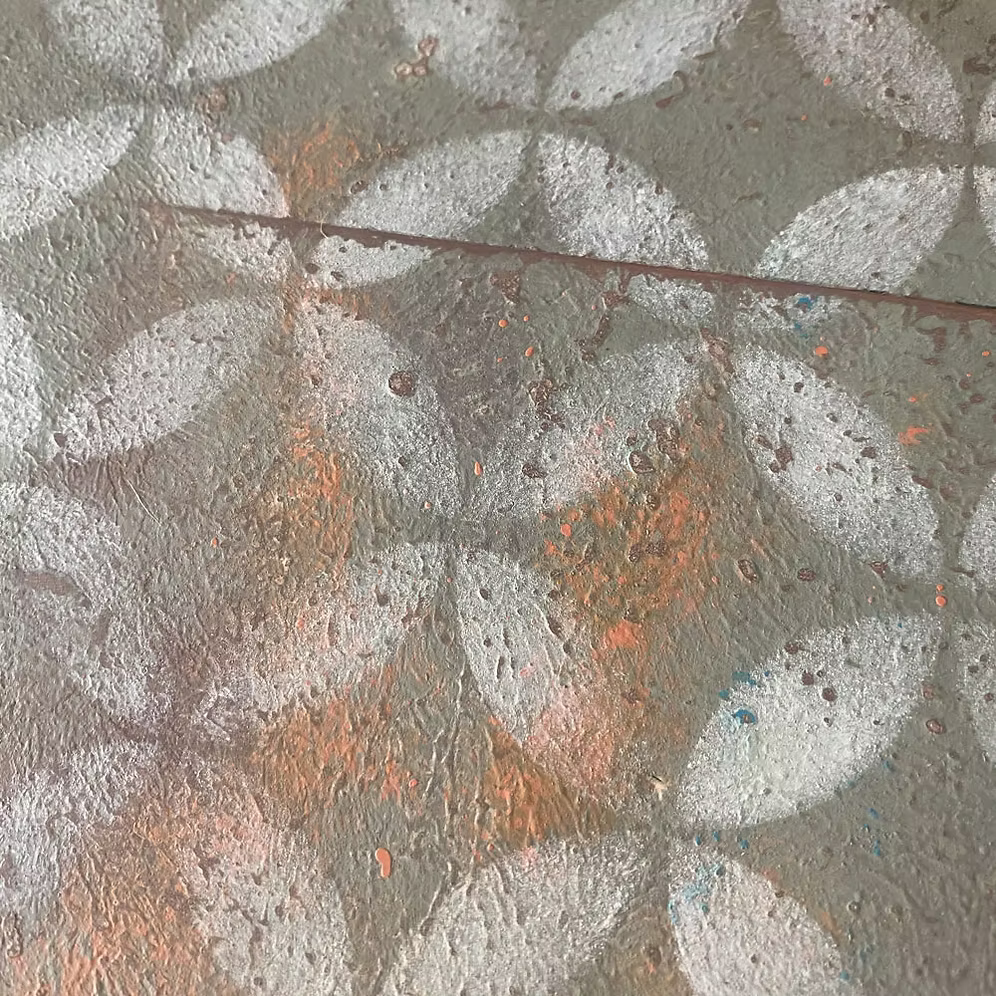 Stehpult im Industrial Vintage Re:design – Olivgrün mit Türkis-Innenleben