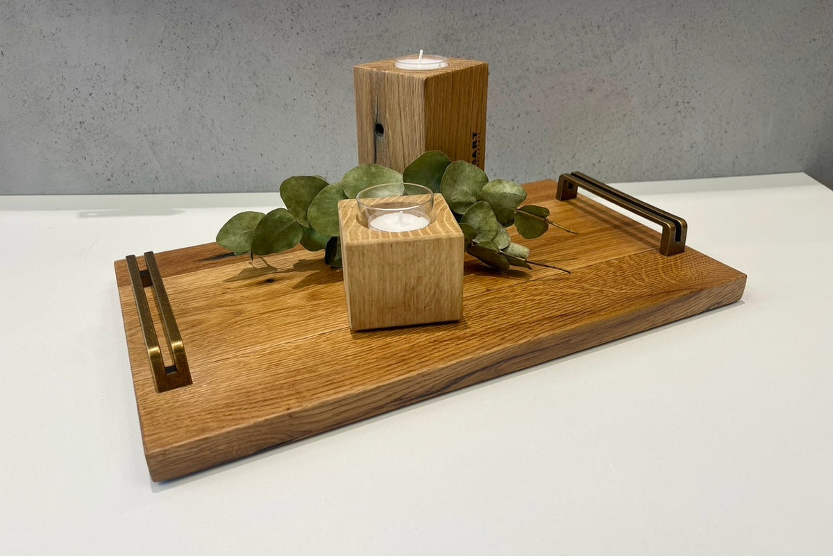 Tablett TABI aus recyceltem Eichenholz. Dunkel geölt & vergossen, 40x25cm
