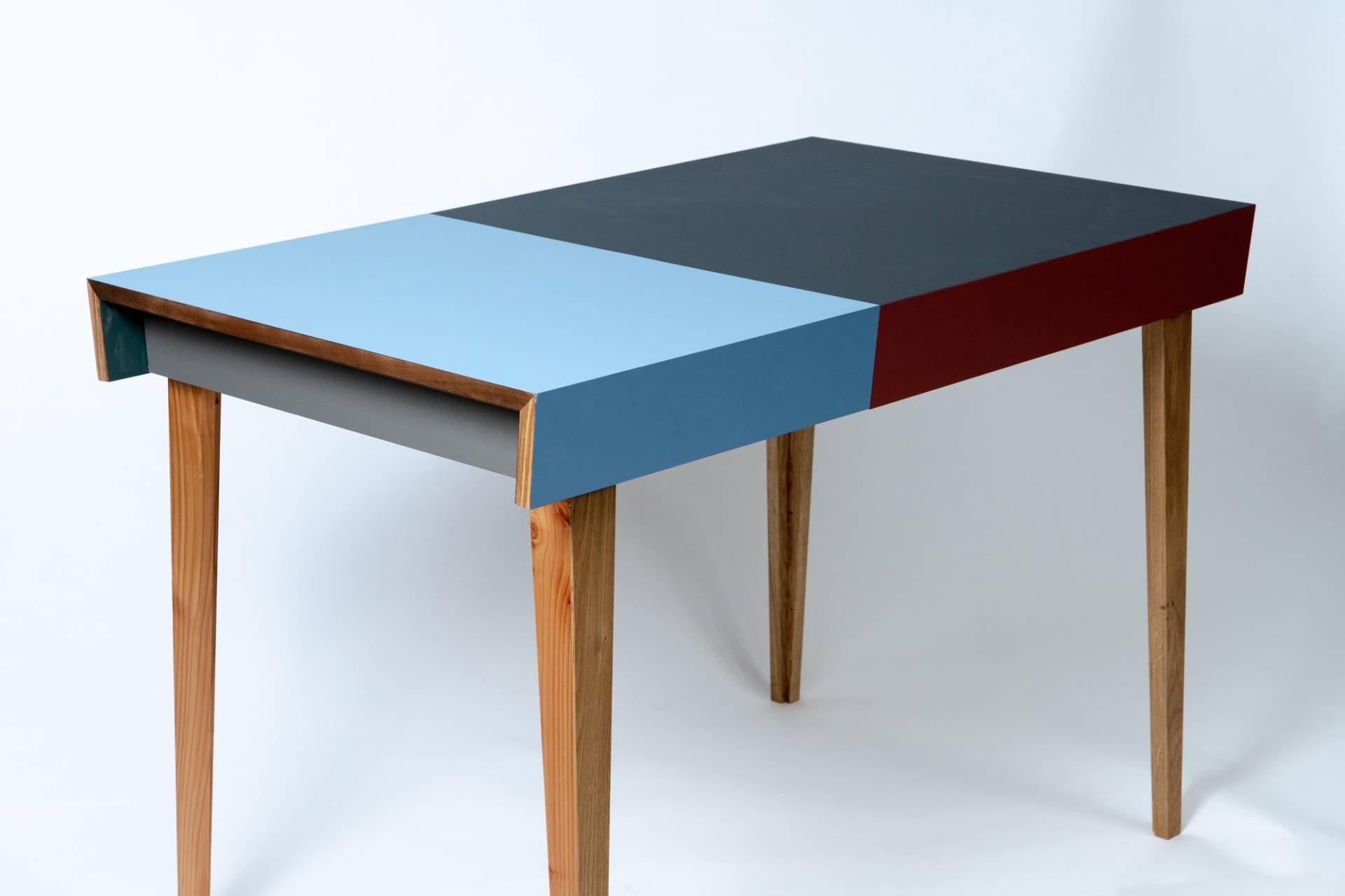 Zaf Esstisch 110 x 62cm – Restholz-Unikat direkt vom Schreiner