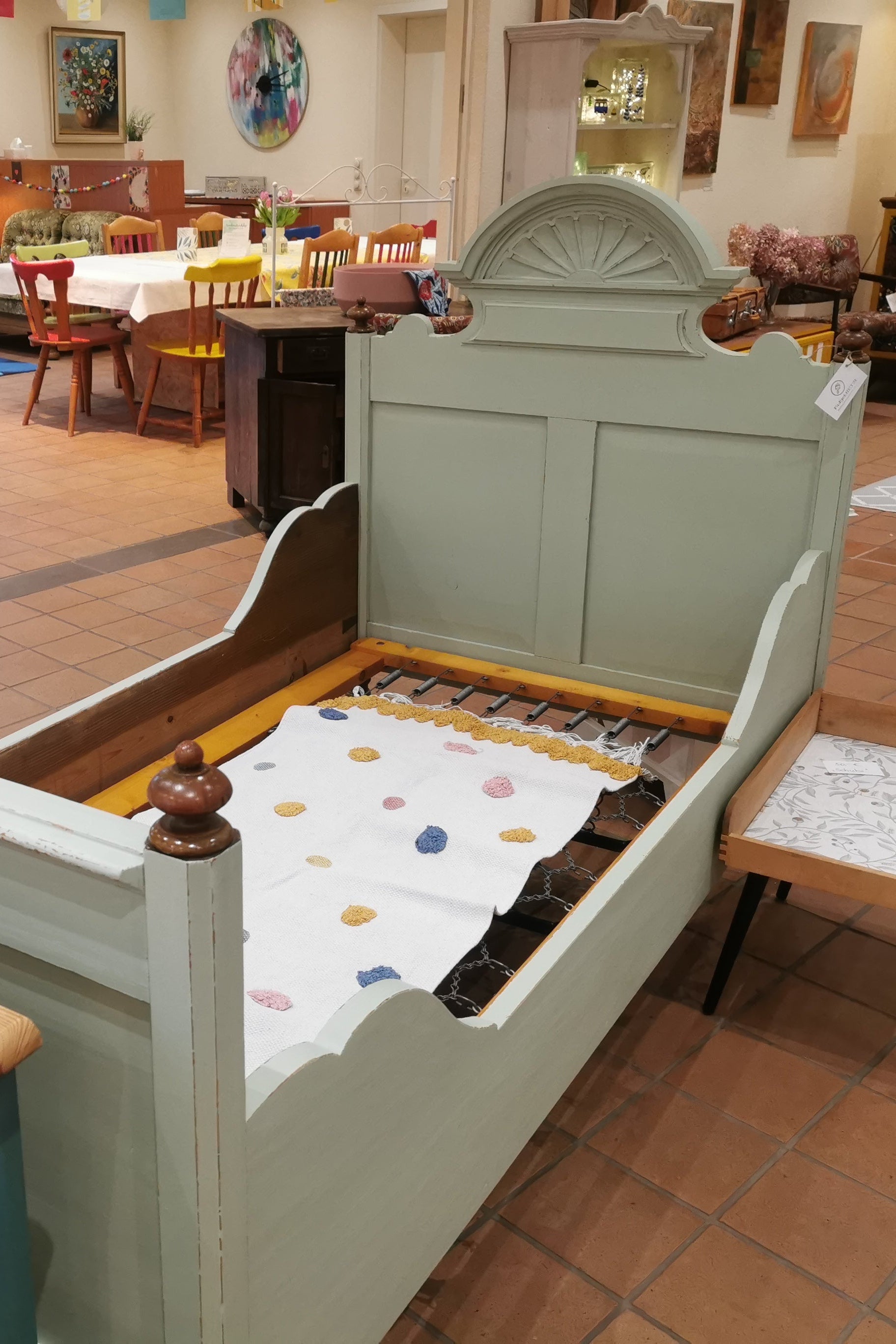 Bett Betti - Massivholz 90x180