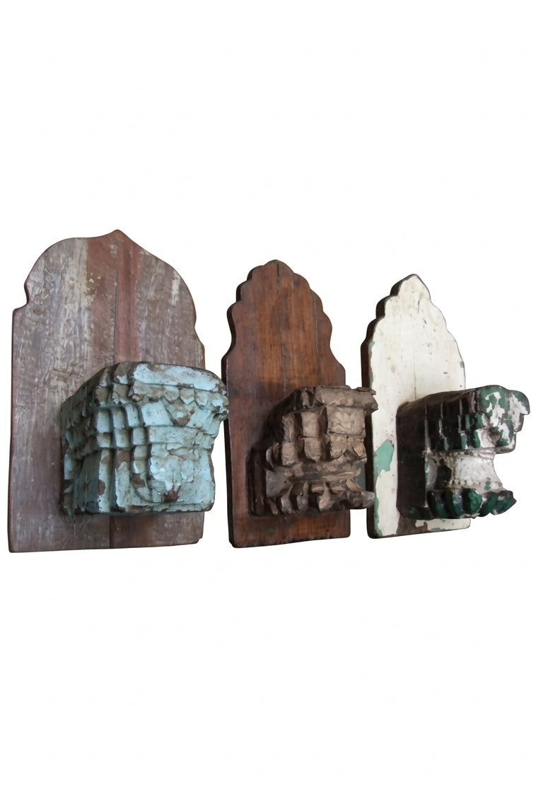 Wandkerzenleuchter aus recyceltem Holz