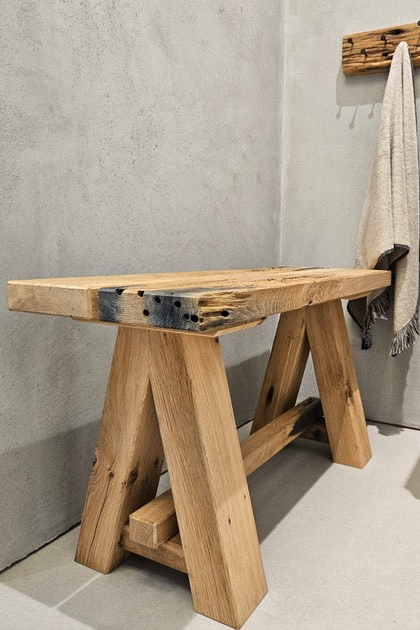 Sitzbank - Unikat aus alter Eiche 85 cm