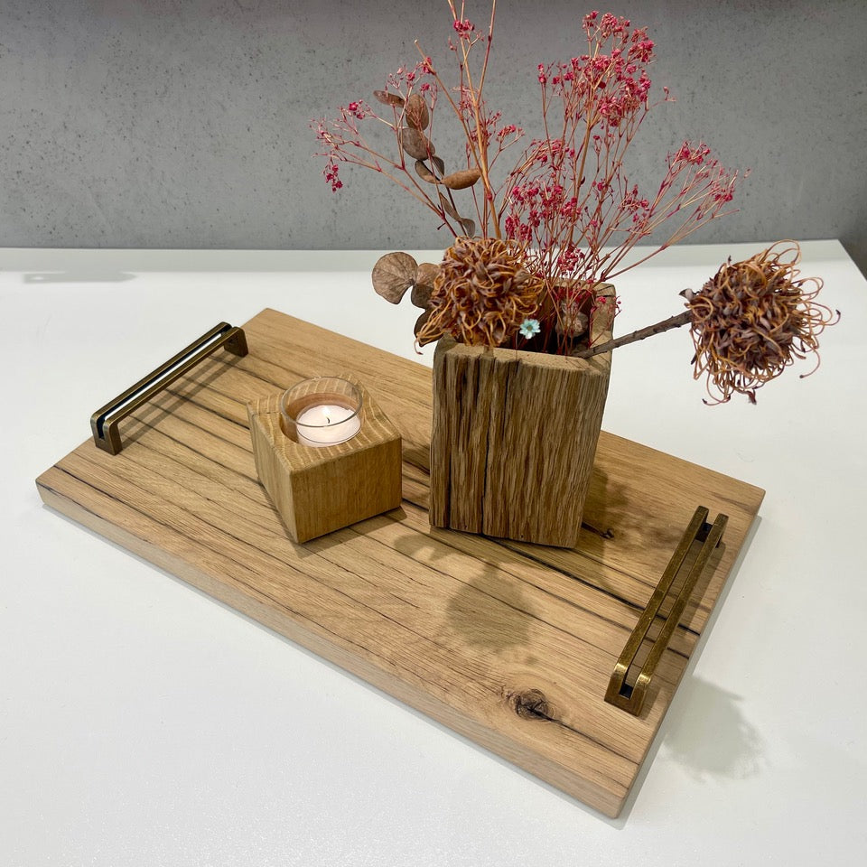 Tablett TABI aus recyceltem Eichenholz. Natur lackiert, 40×25cm